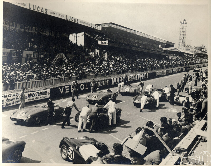Race cars at the starting grid