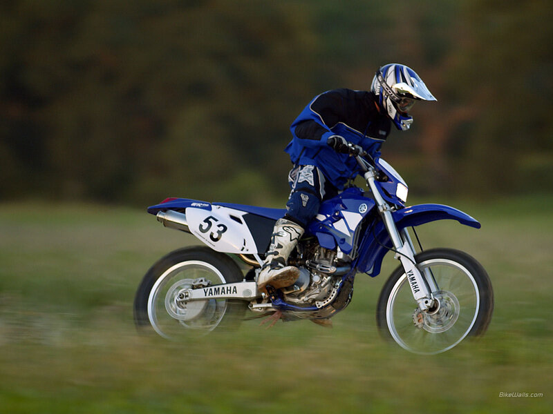 racing a dirt bike