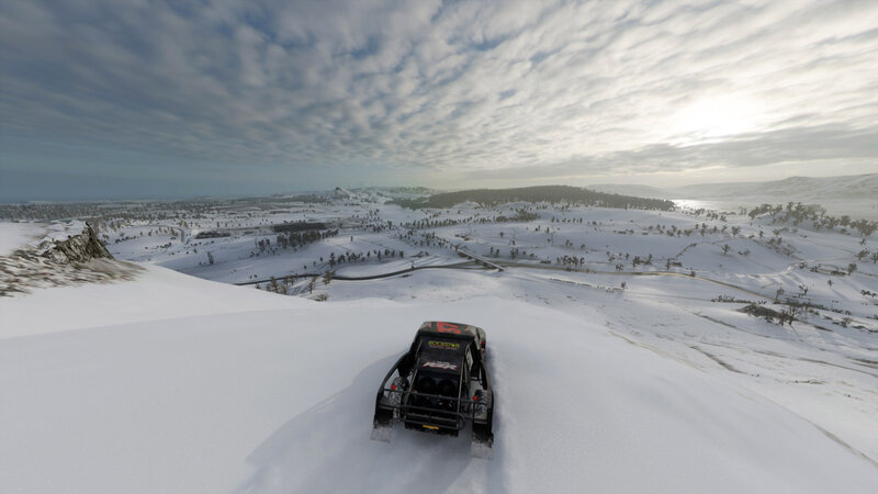 Racing Car on Snow — White, Cold