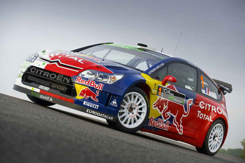 Racing Car on Track — Red, Dynamic