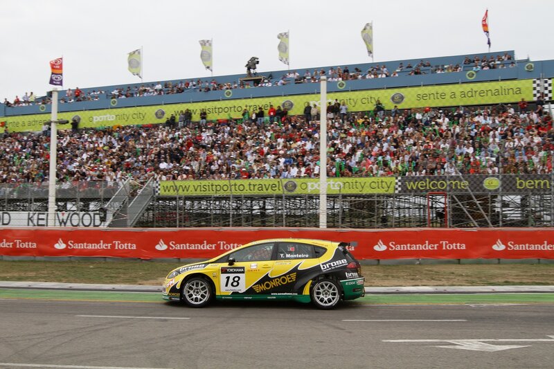 Racing Car on Track — Yellow