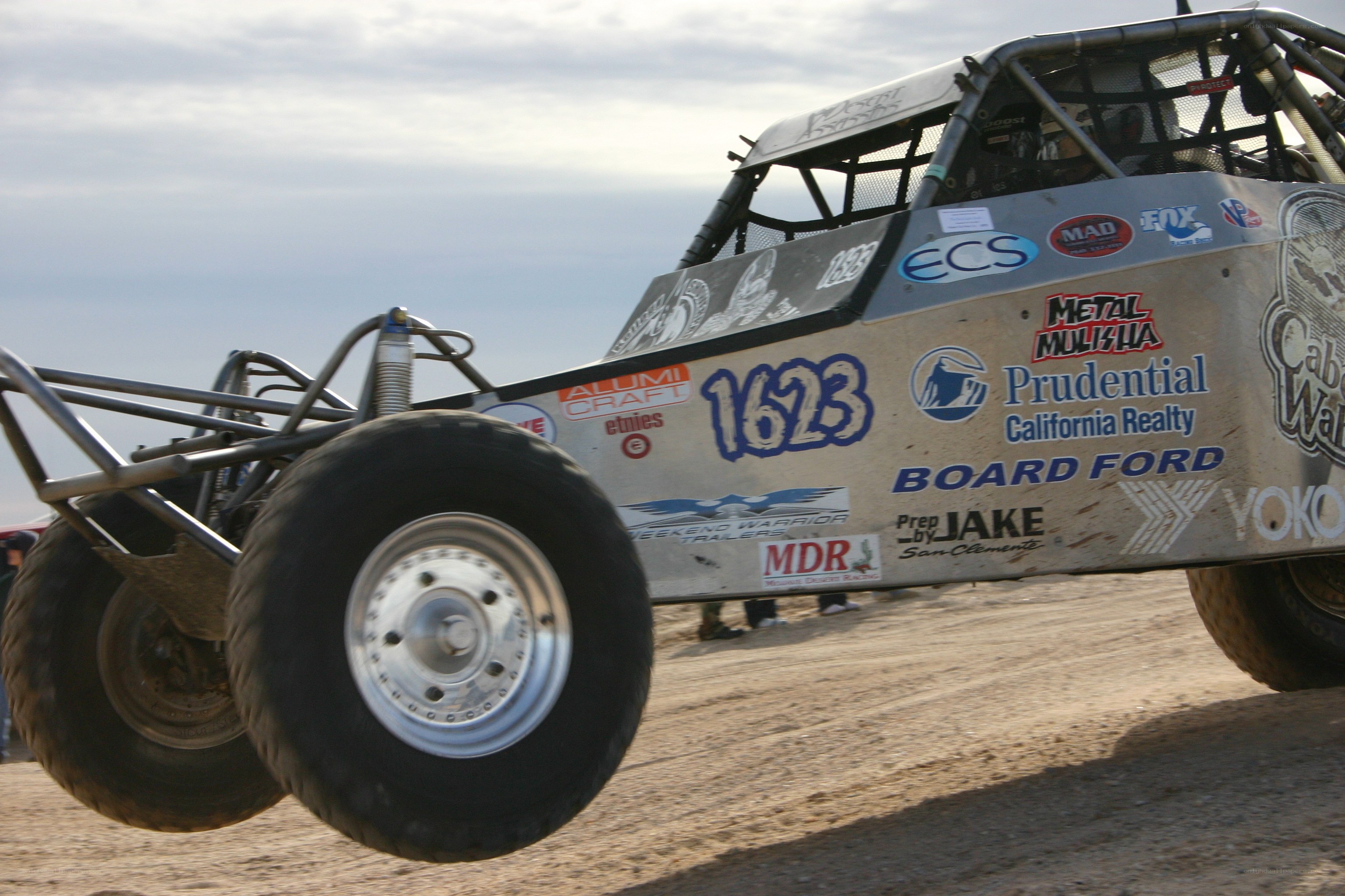 racing dune buggy in action