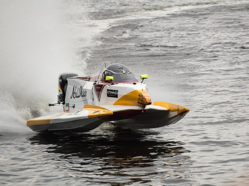 Racing Hydroplane Boat — White