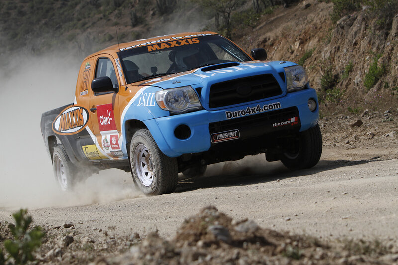 Racing Pickup Truck — Blue