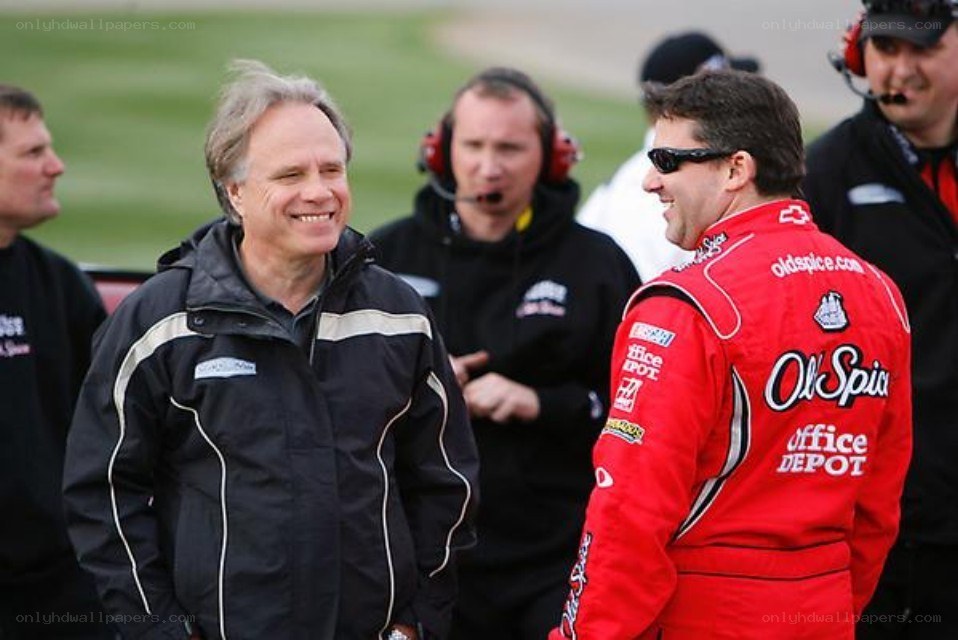 racing team interaction