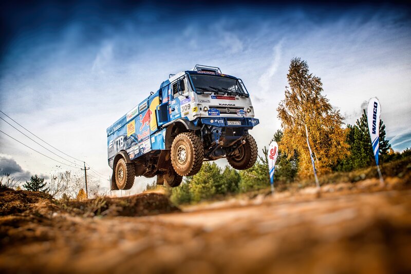 Racing Truck in Mid-air — Blue, Dynamic