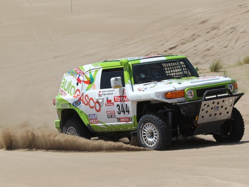 Racing Vehicle on Sand — White