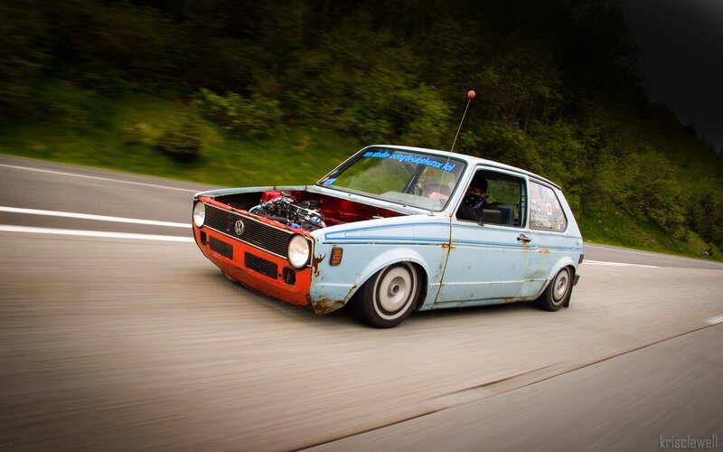 racing vintage volkswagen car