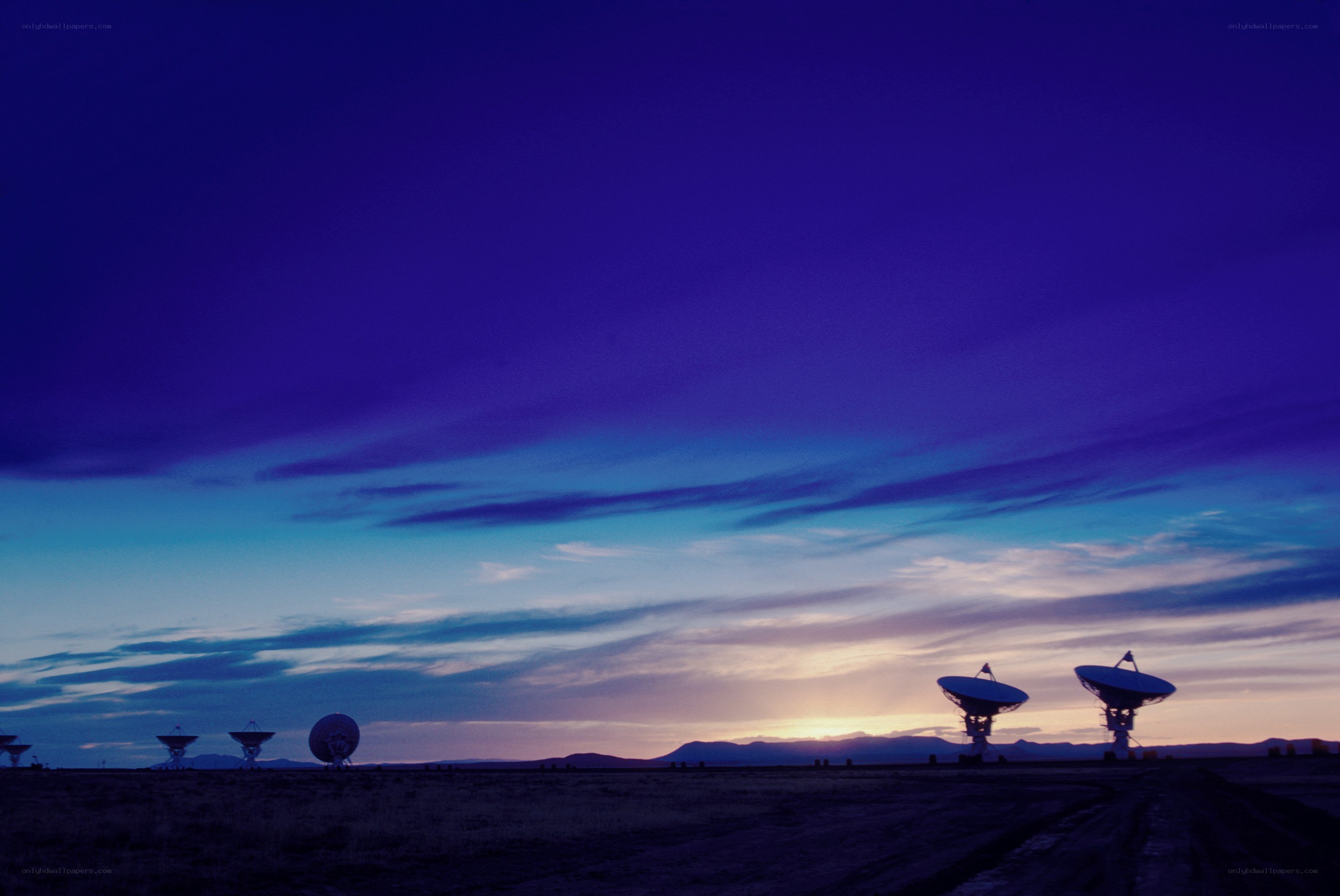 Radio telescopes at dusk