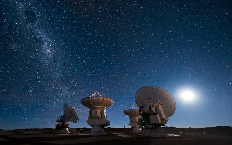 Radio Telescopes under Stars — Blue, Serene