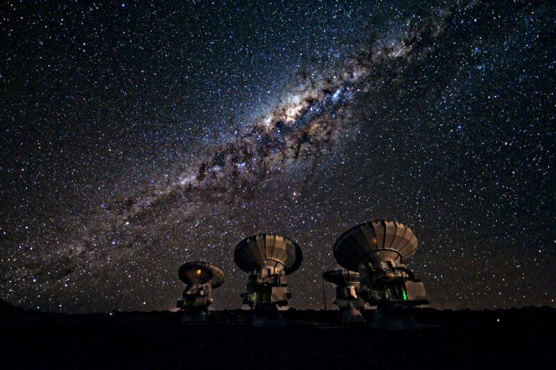 Radio Telescopes under Stars