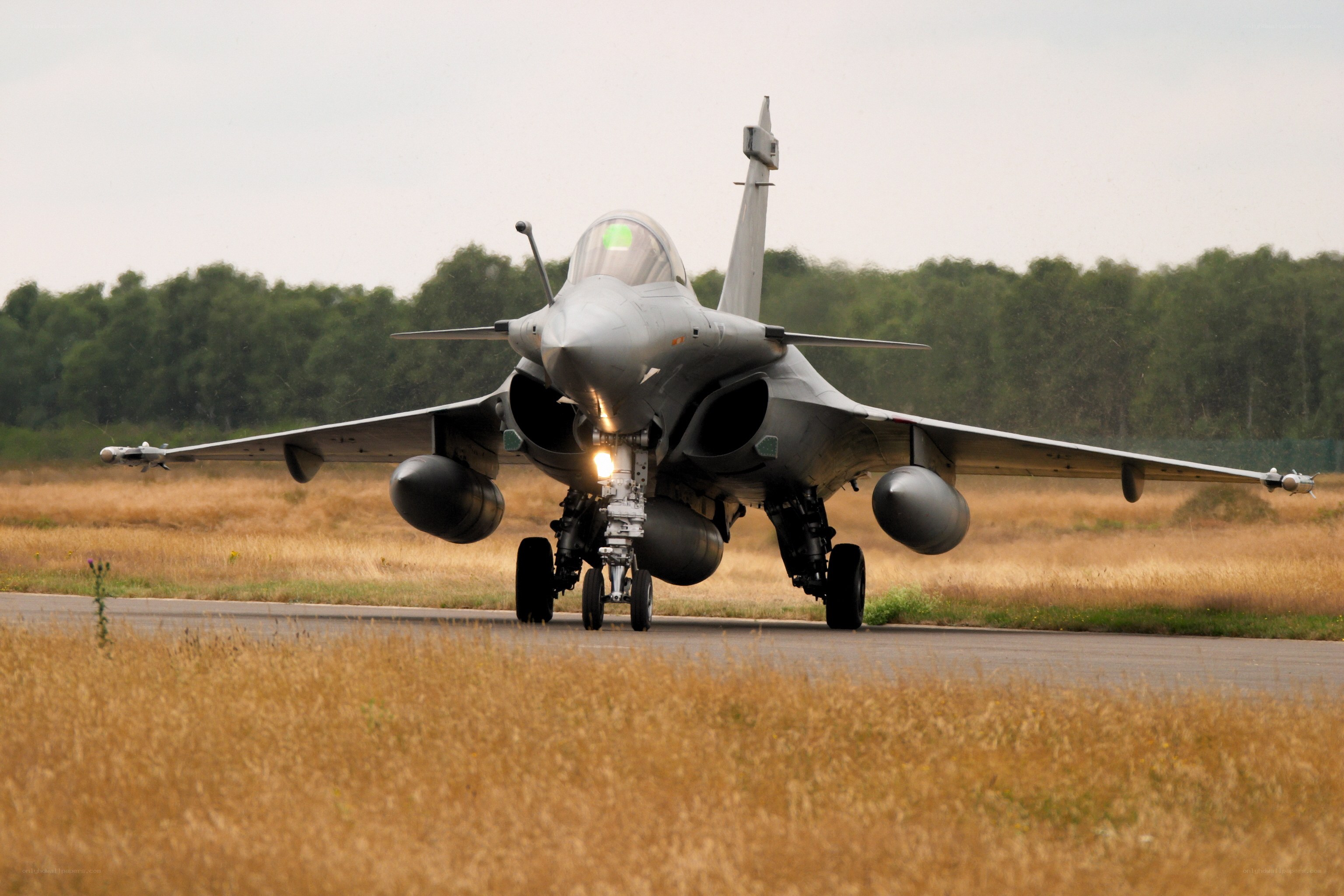Rafale fighter jet on runway