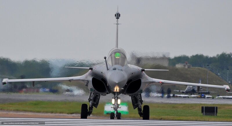 Rafale fighter jet on runway