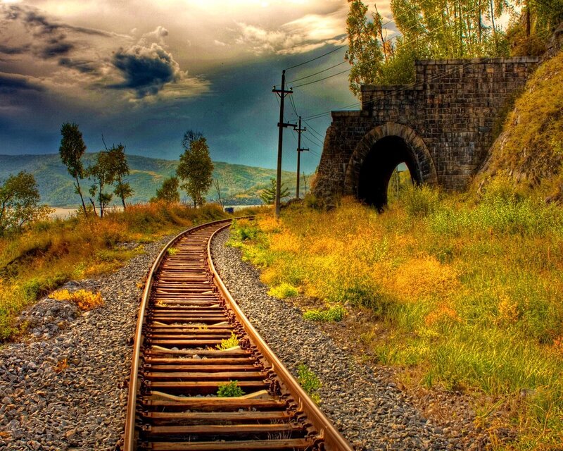 Railroad Track and Tunnel — Green