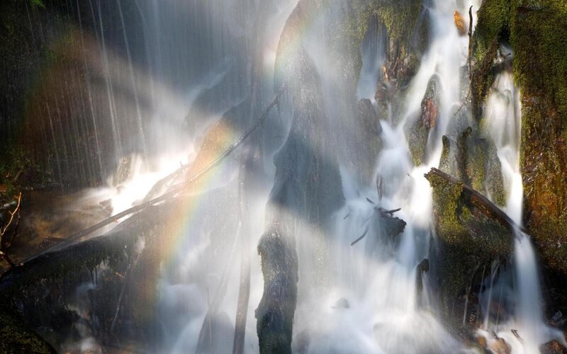 Rainbow in Waterfall Mist — Green