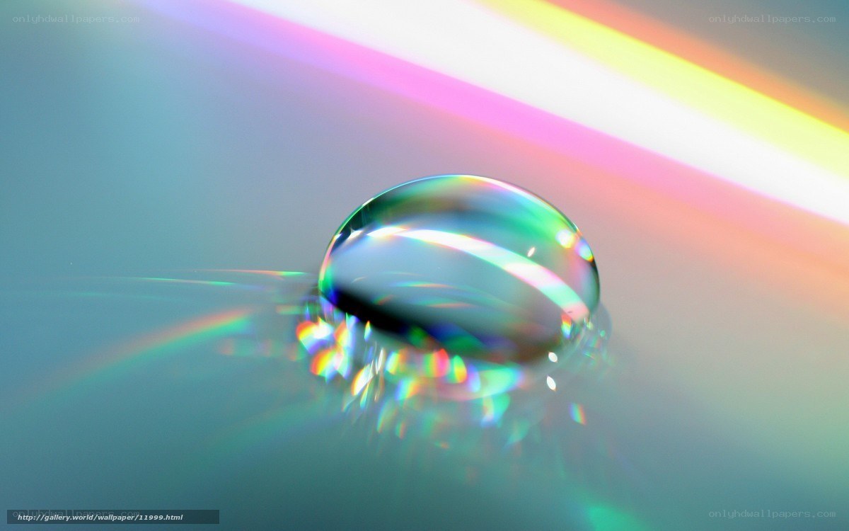 Rainbow light on water droplet