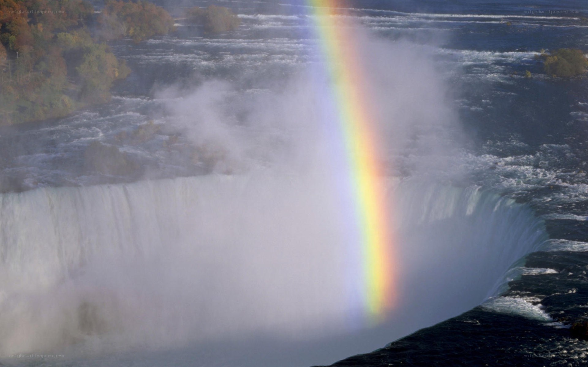 Rainbow over Niagara Falls