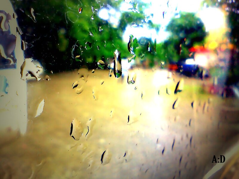 Raindrops on Glass — Green, Blurry
