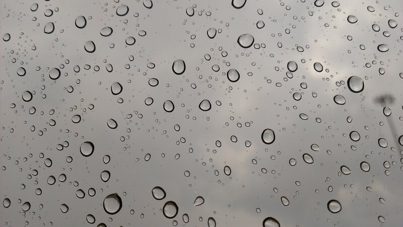 Raindrops on Glass — Overcast, White
