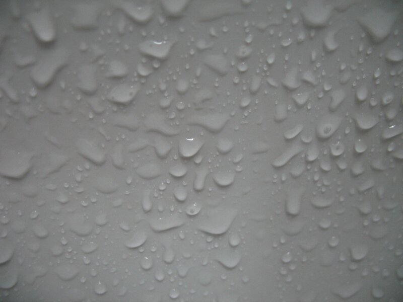 Raindrops on Surface — Gray