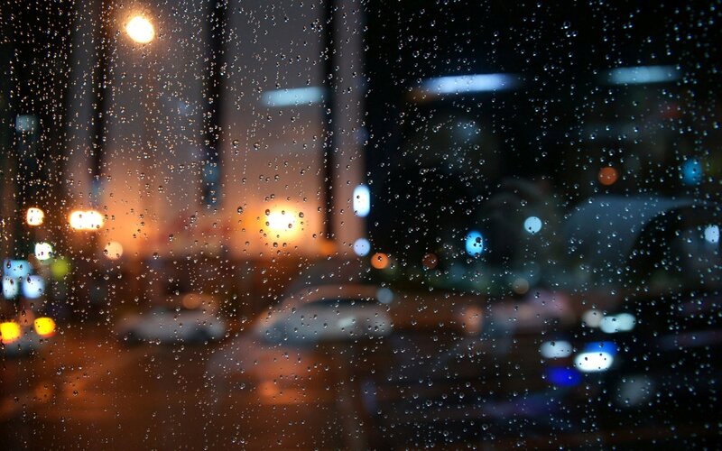 Raindrops on Window — Black
