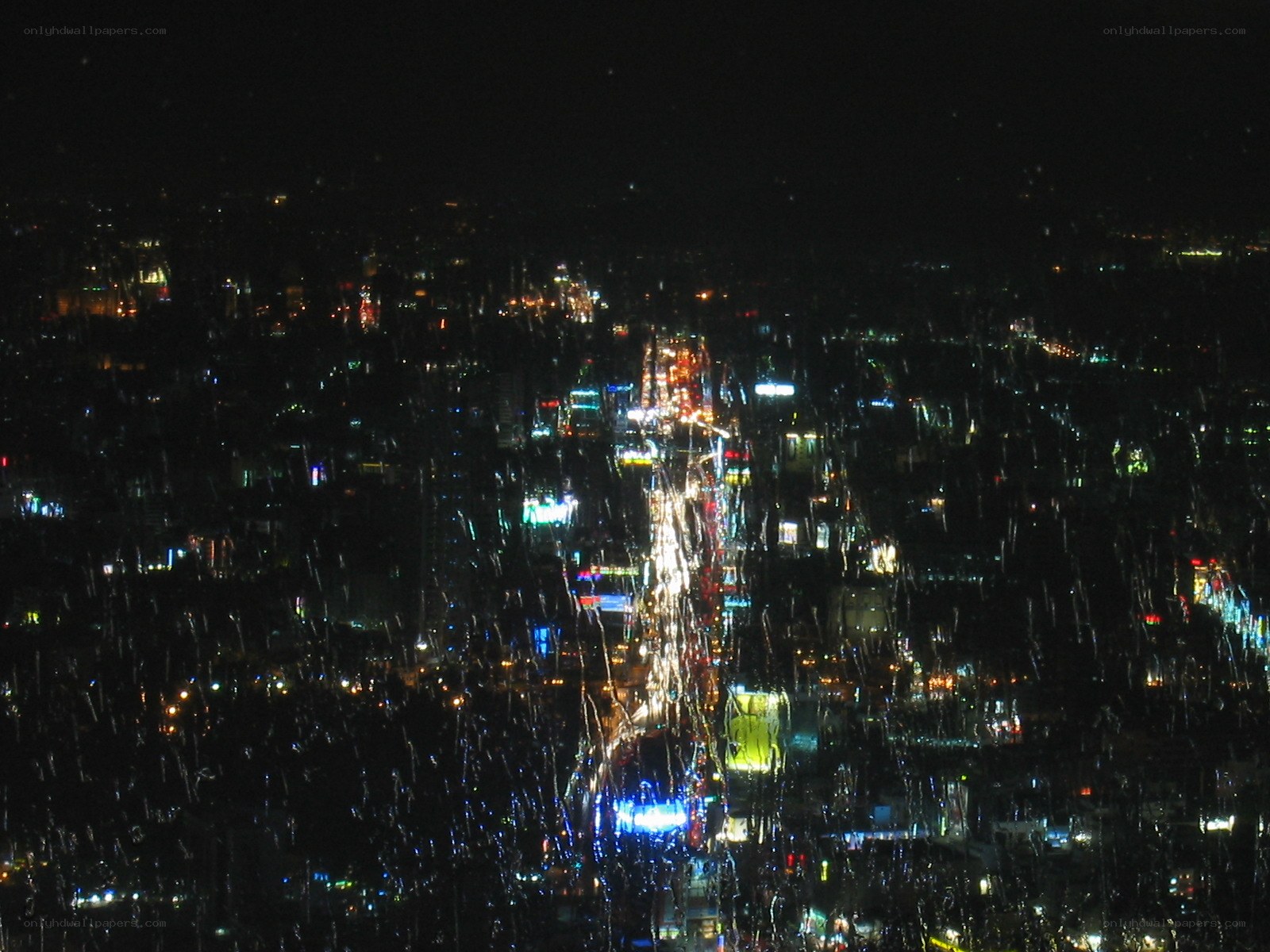 rainy city night view