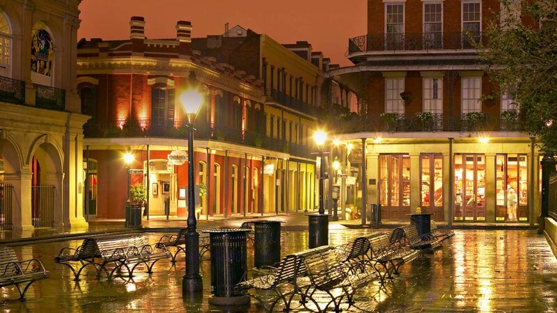 Rainy Street at Night — Yellow, Calm