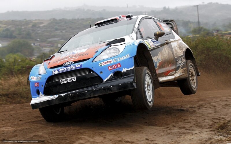 rally car in action