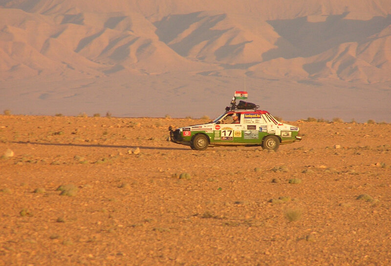 Rally Car in Desert — Brown