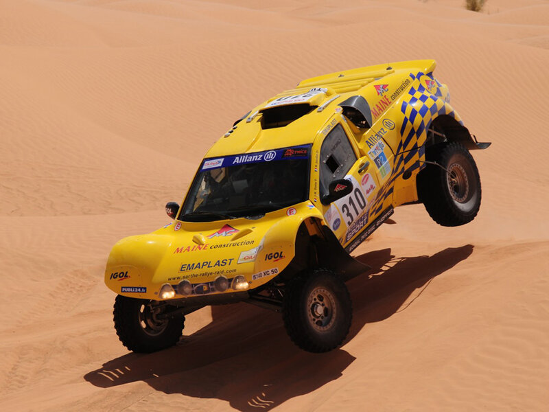 Rally Car in Desert — Yellow, Dynamic, Afternoon