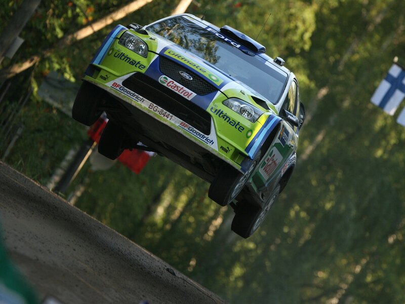 Rally Car in Mid-air — Green, Dynamic