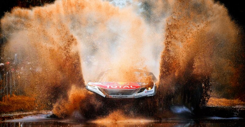 Rally Car in Mud — Brown, Dynamic