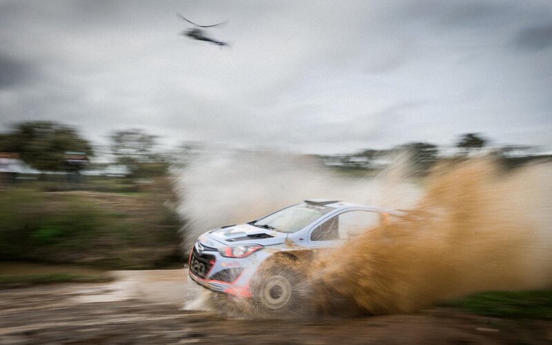 Rally Car in Mud — Brown