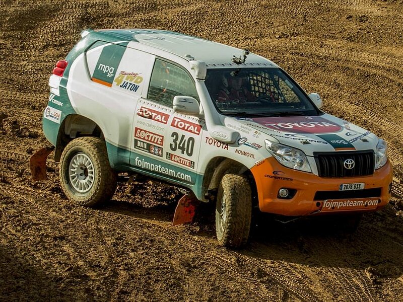 Rally Car on Dirt — Brown, Action