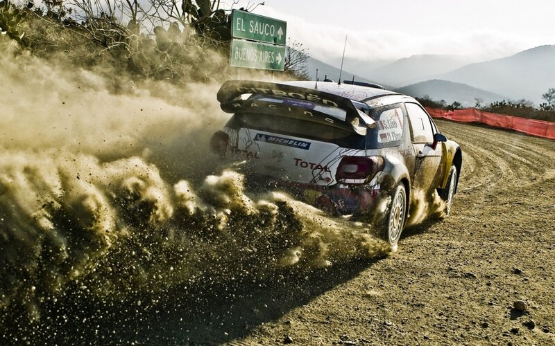 Rally Car on Dirt — Brown, Dynamic