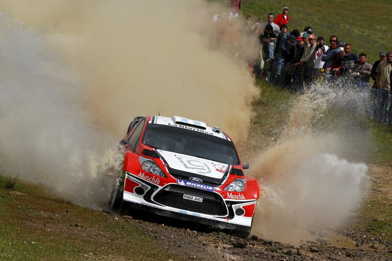 Rally Car on Dirt — Red