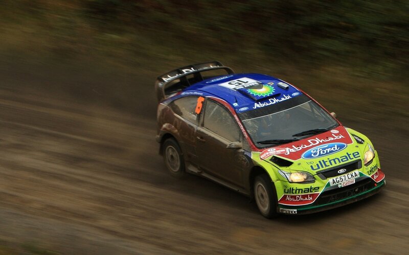 rally car on dirt track