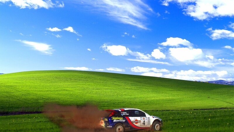 Rally Car on Grass — Green