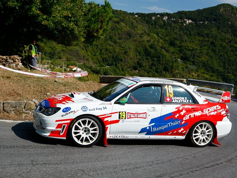 Rally Car on Road — White, Active