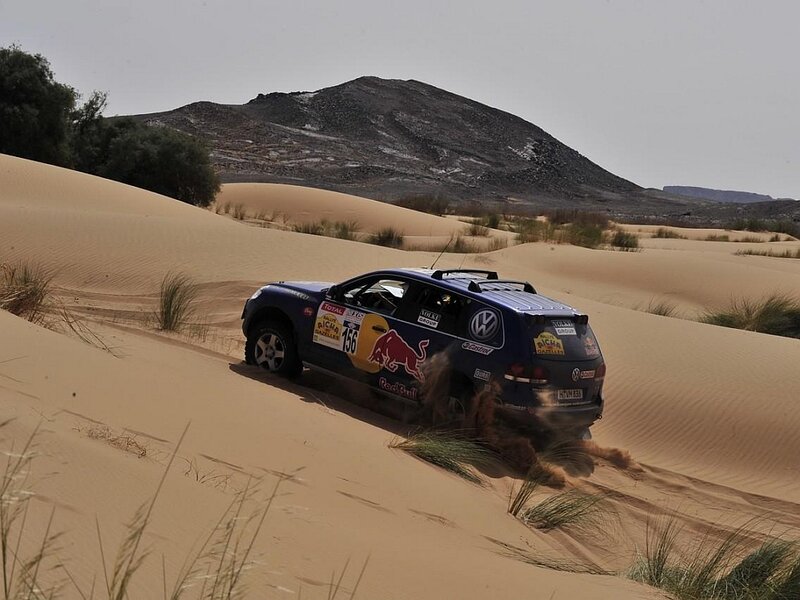 Rally Car on Sand Dune — Blue