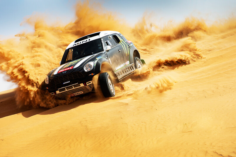 Rally Car on Sand Dune — Yellow, Dynamic