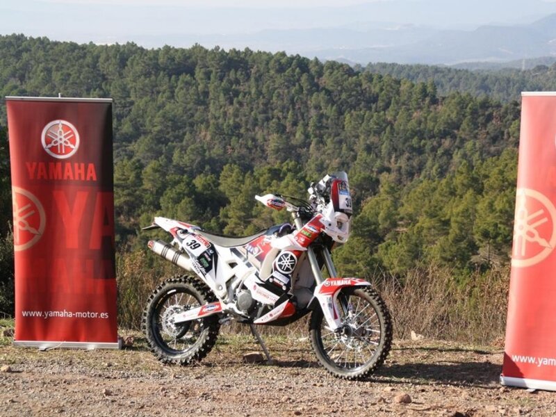 Rally Motorcycle on Hill — Red