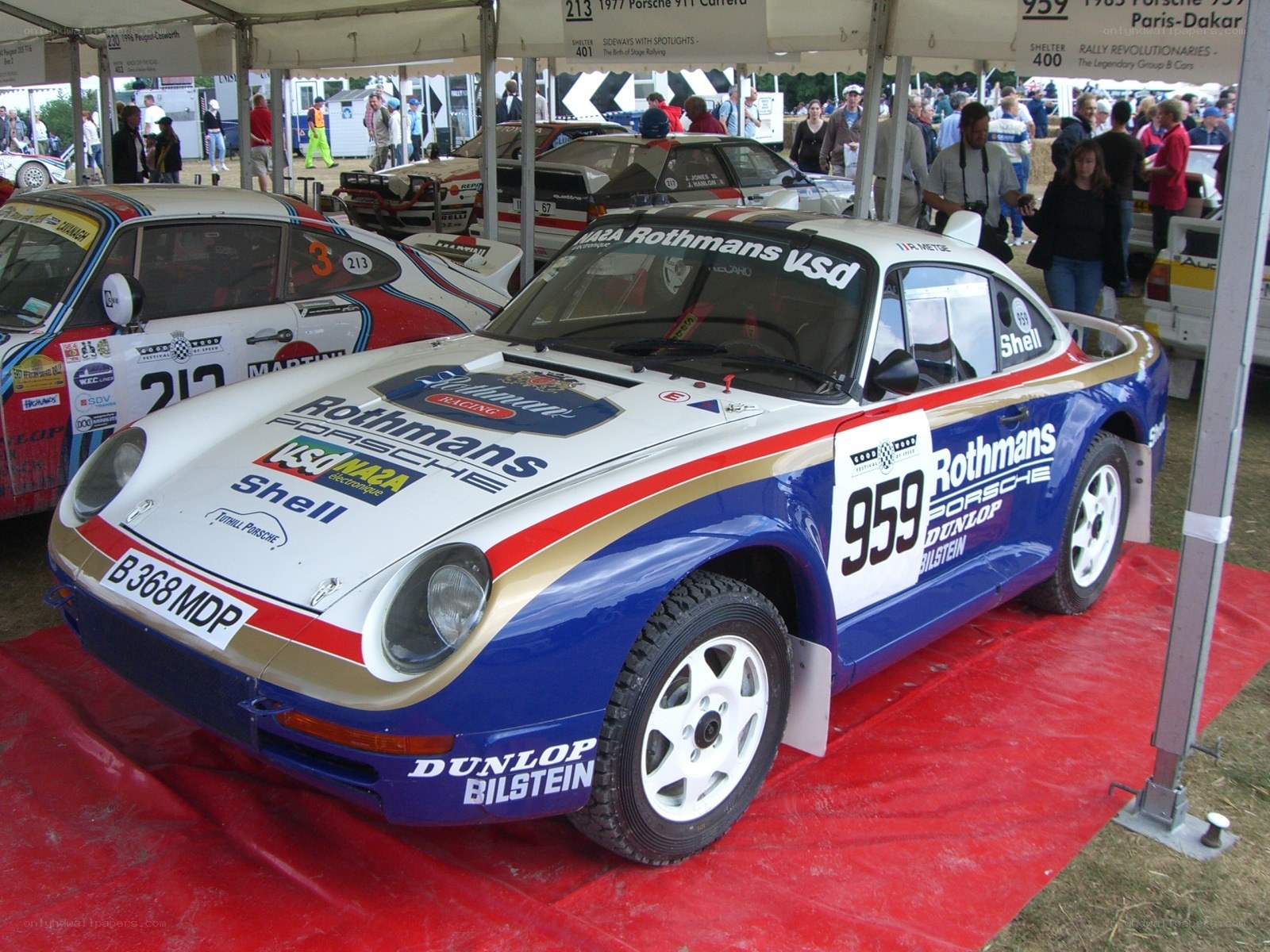 Rally Porsche on display