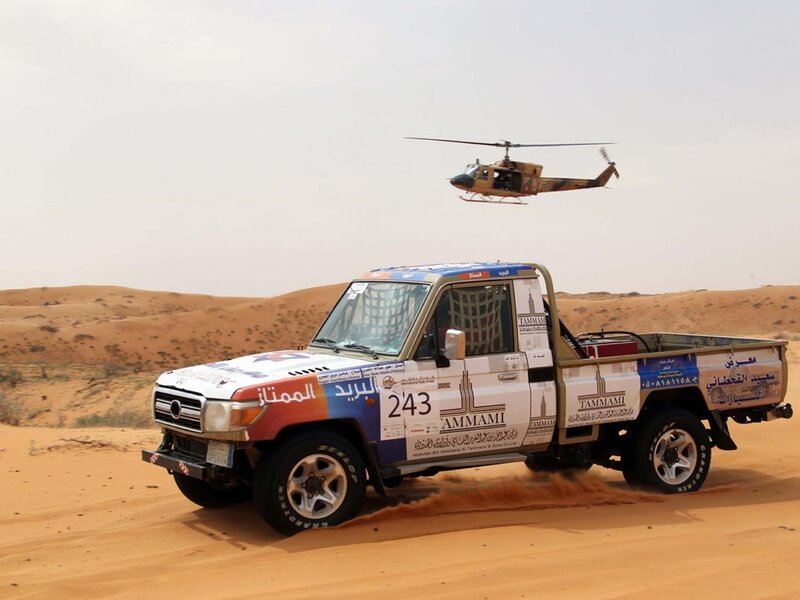 Rally Truck in Desert — Brown, Active