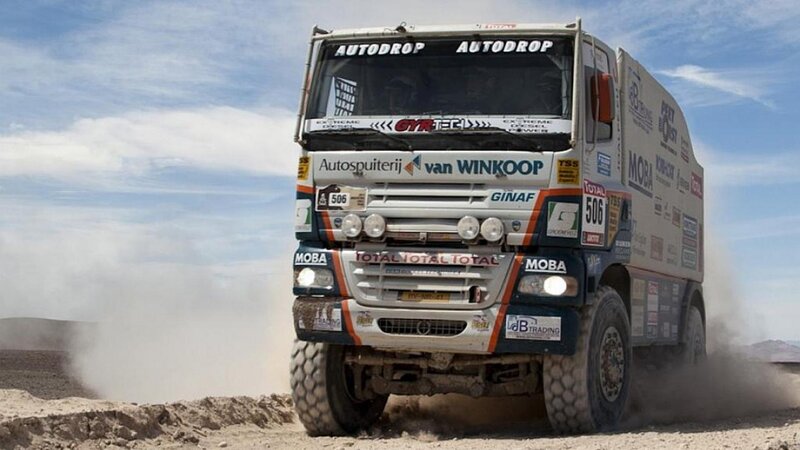 Rally Truck in Desert — White, Dynamic