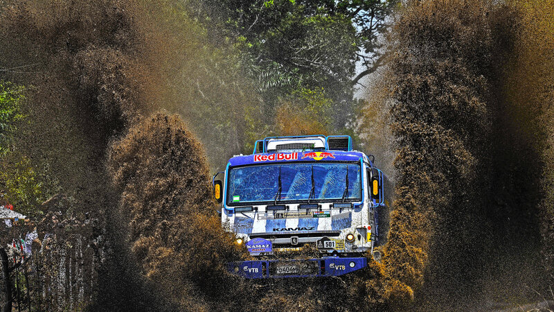 Rally Truck in Mud