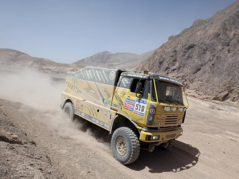Rally Truck on Dirt — Yellow, Dusty