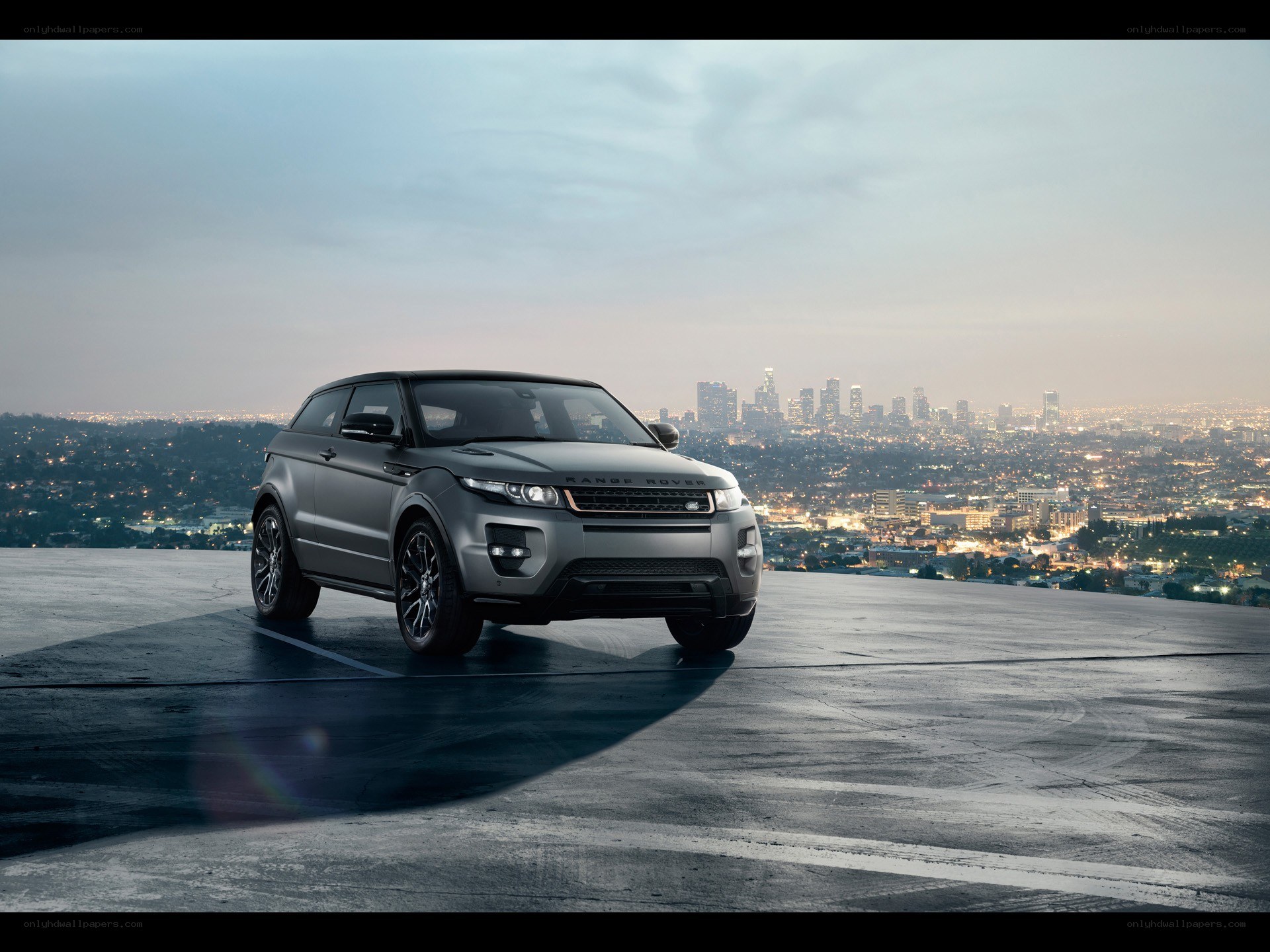 Range Rover Evoque at dusk