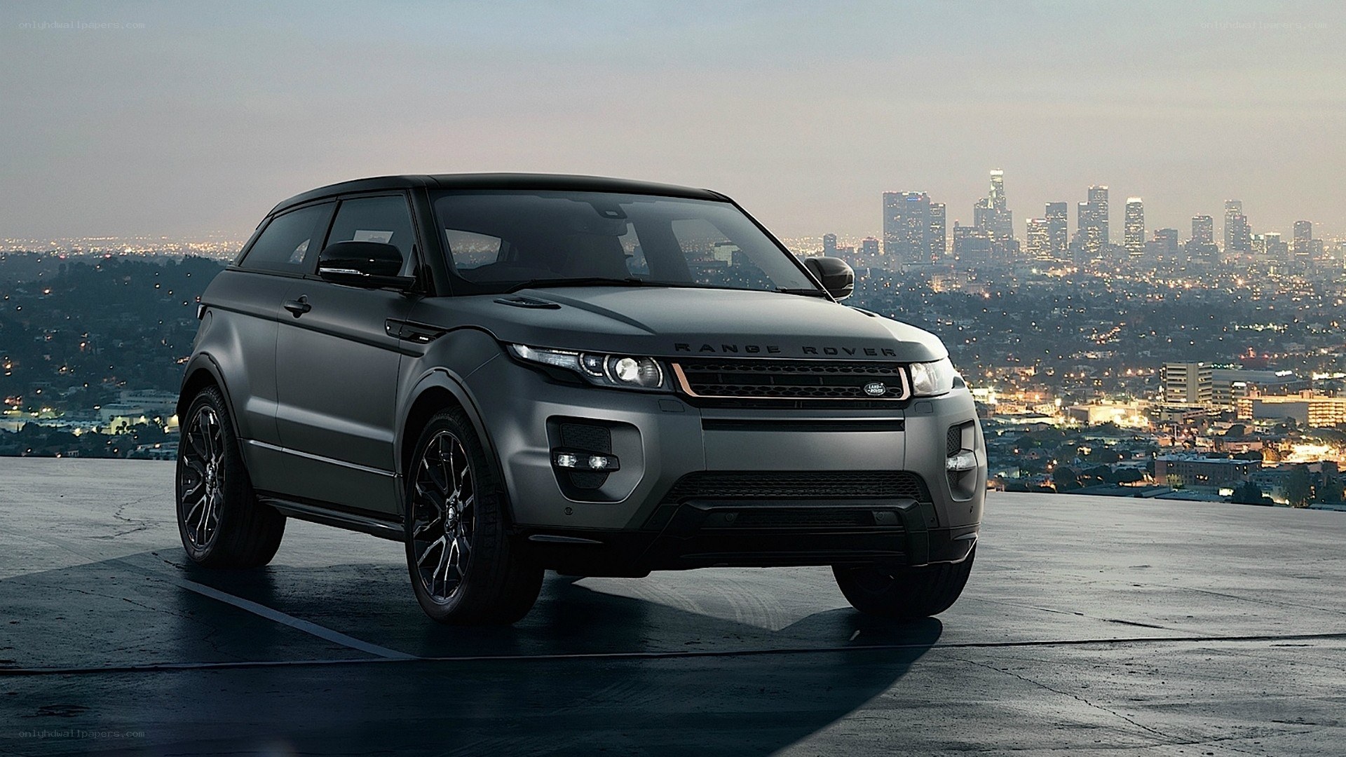 Range Rover Evoque on rooftop