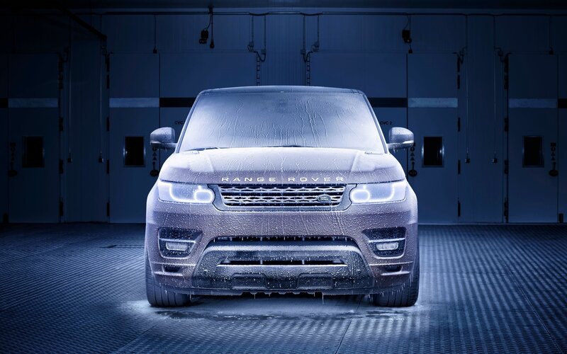 Range Rover in cold chamber